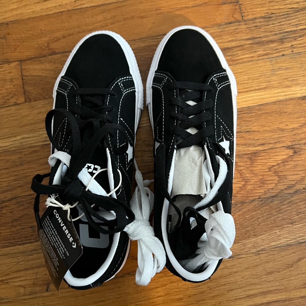 Converse One Star Pro NWT
